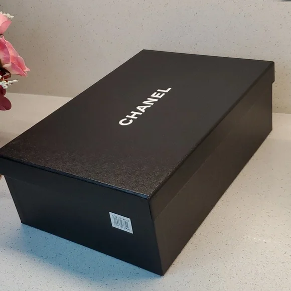 CHANEL platform pumps (sz EU 40 - US 9.5)